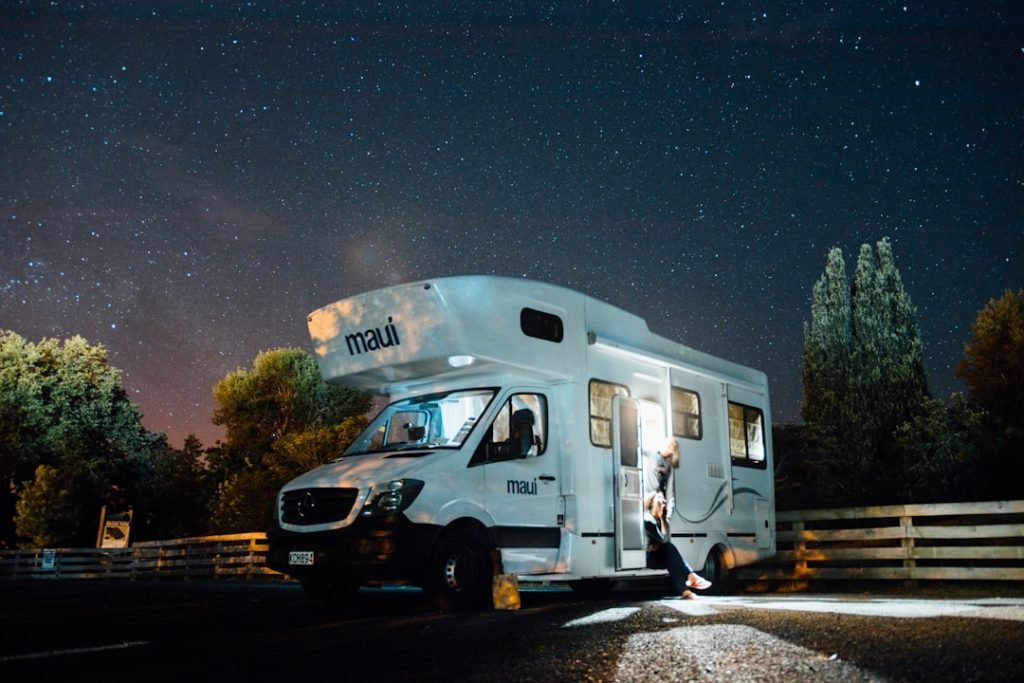 white-maul-type-c-motorhome-avc2aie1-q